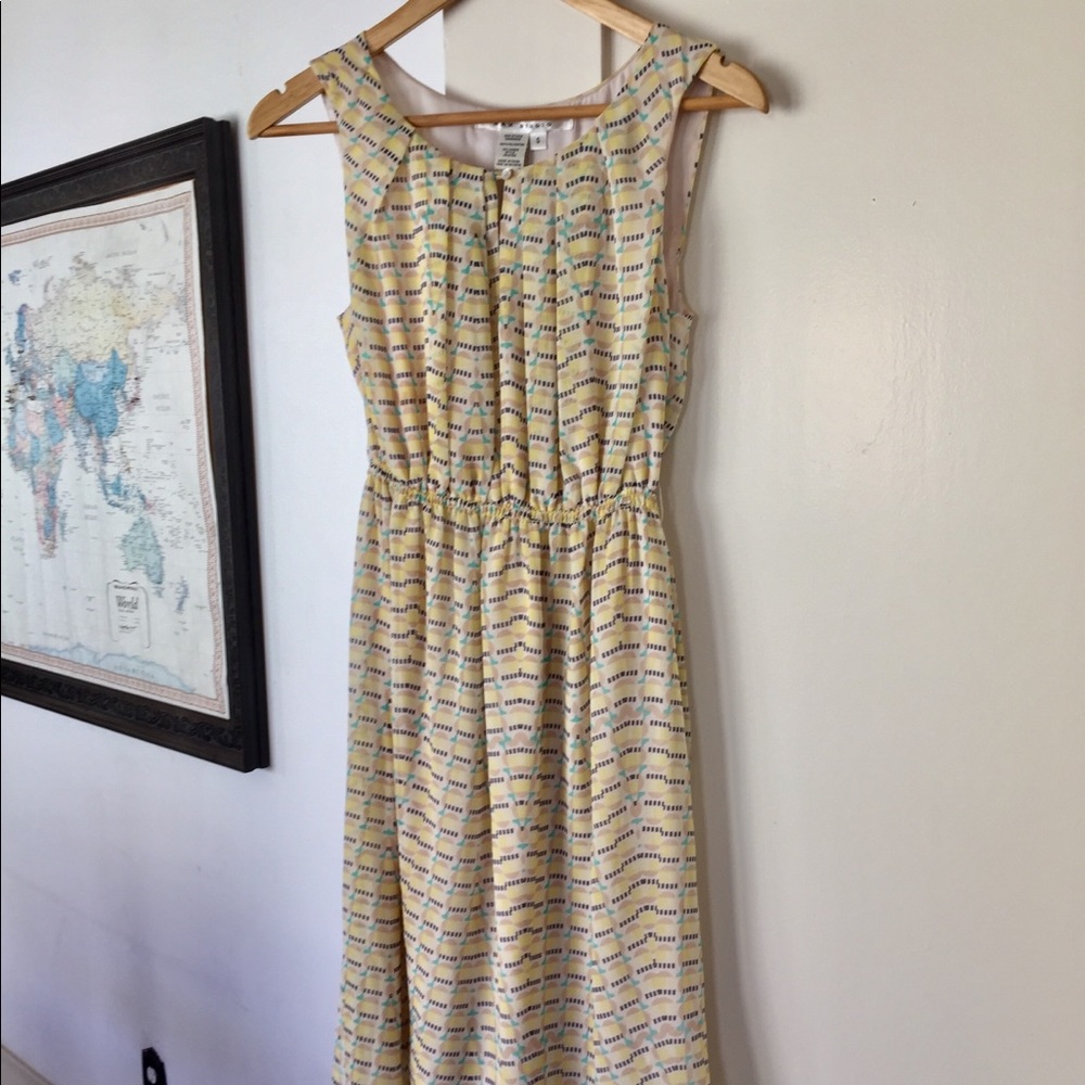 Lovely MAX STUDIO Sun Dress